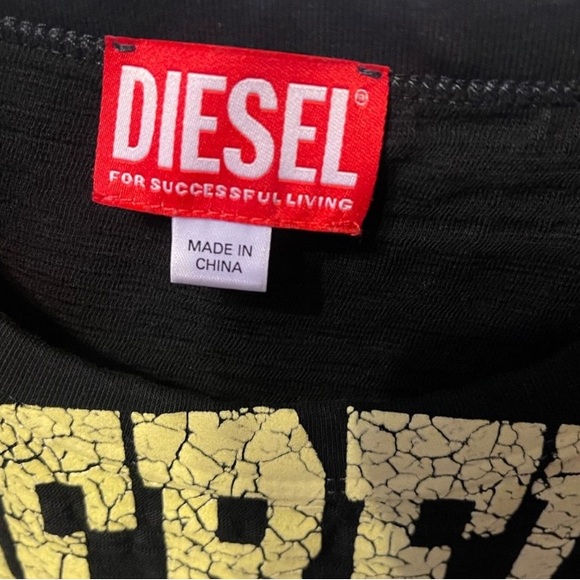 Diesel Top Large - Picture 2 of 4